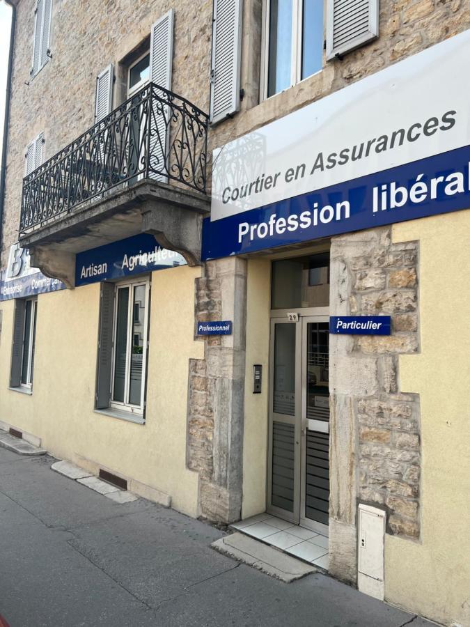 Appartement T4 70M2 - Meuble - Centre Ville - Proche Thermes Lons-le-Saunier Exterior photo